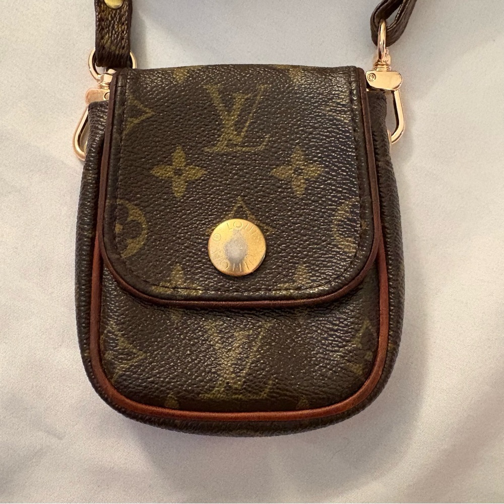 Louis Vuitton VINTAGE Mini Pouch (professionally repaired; read details) - Picture 3 of 14
